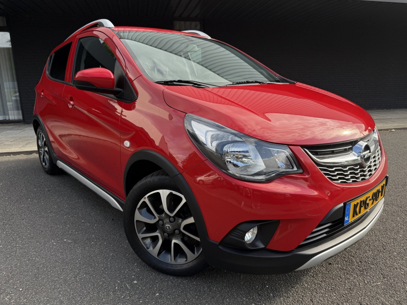 Opel Karl Rocks 1.0 Rocks Online editie - 38.000km - 2019 - voorkant