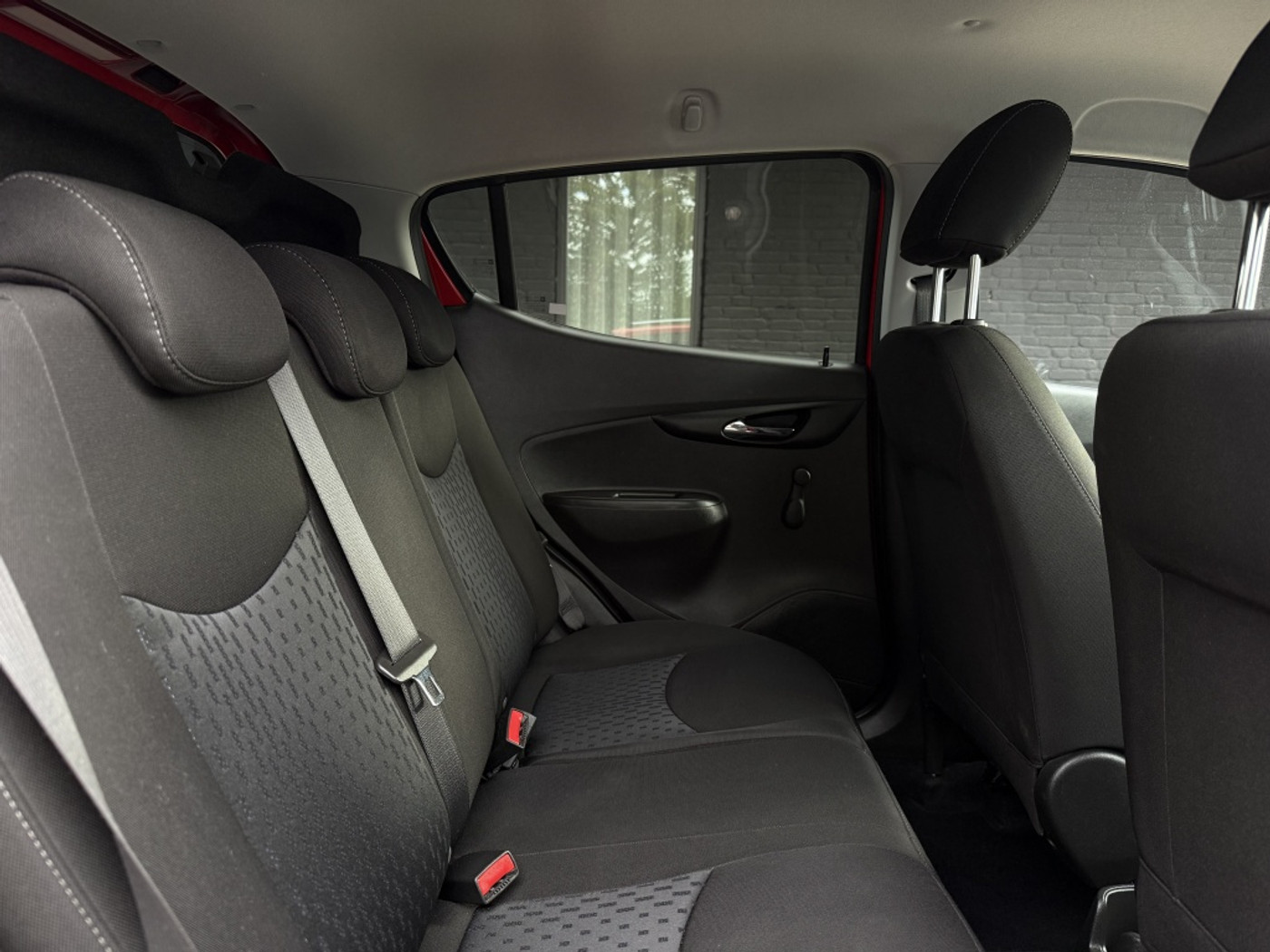 Foto van Opel Karl Rocks