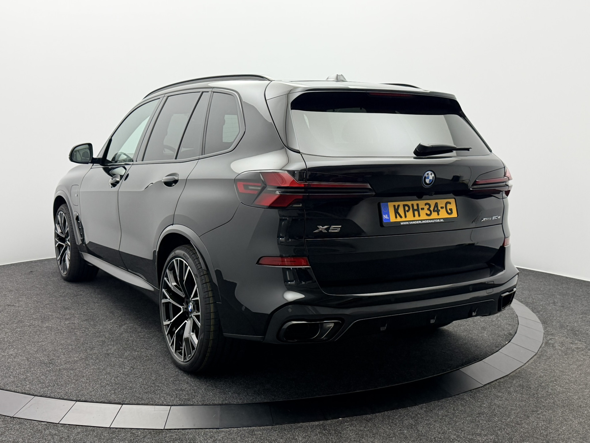 Foto van BMW X5 Xdrive50e