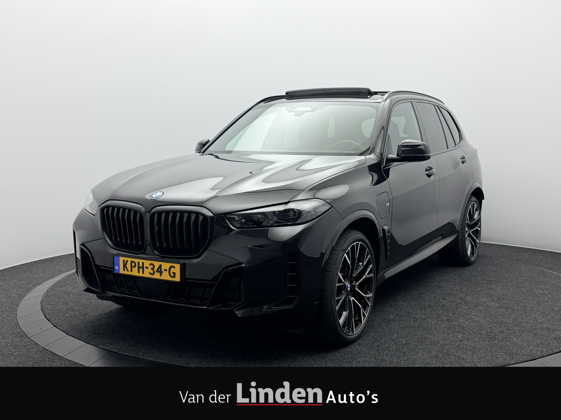 BMW X5 Xdrive50e xDrive50e M-Sport Pro | 22 Inch | Trekhaak | Verlichte Gril | Panoramadak | Laser | Head Up Display 2025 - voorkant