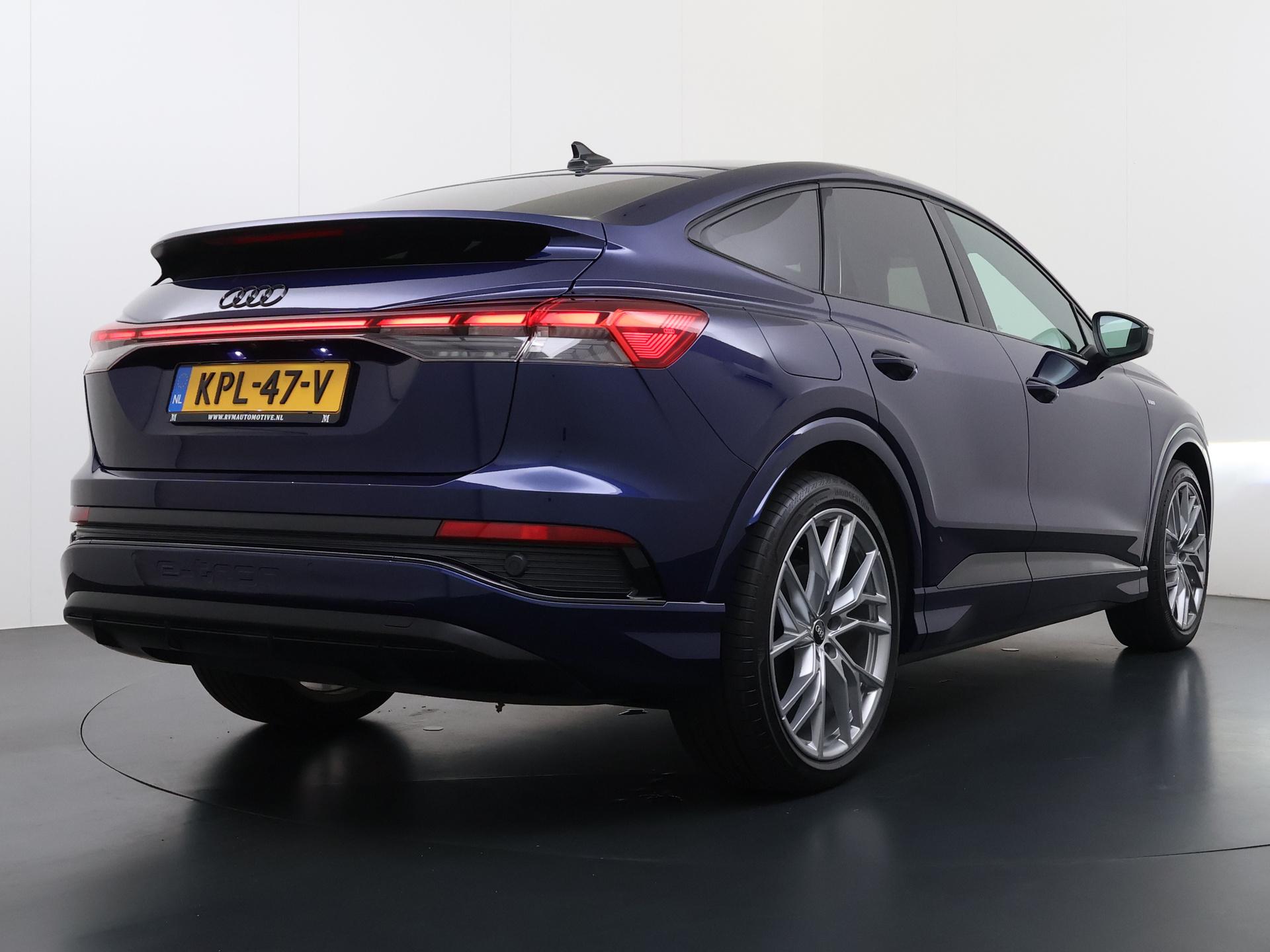 Foto van Audi Q4 Sportback E-tron