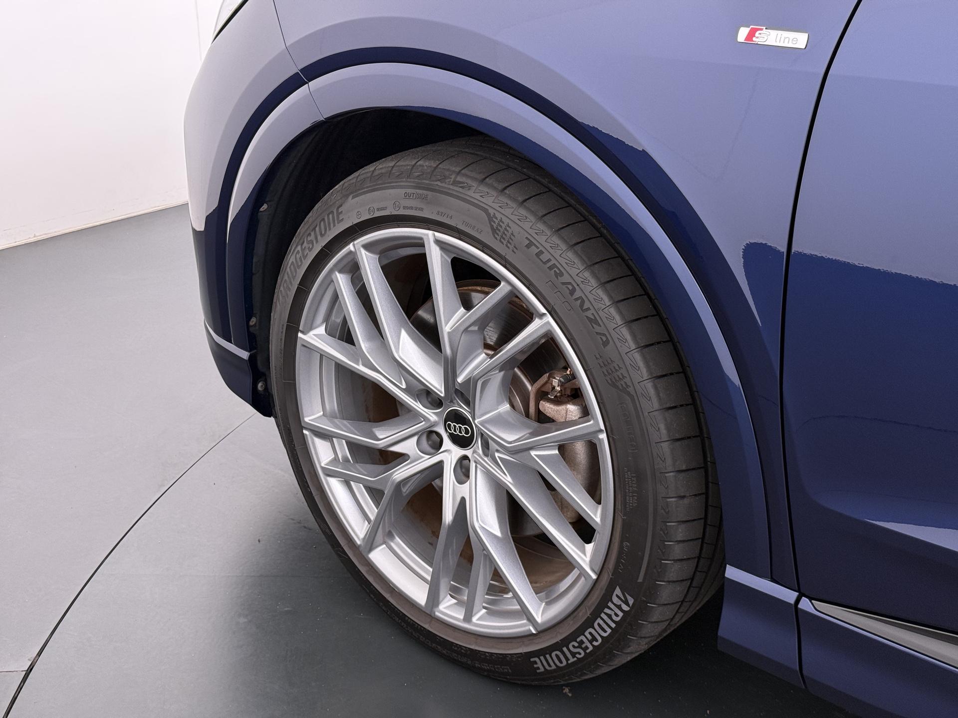 Foto van Audi Q4 Sportback E-tron