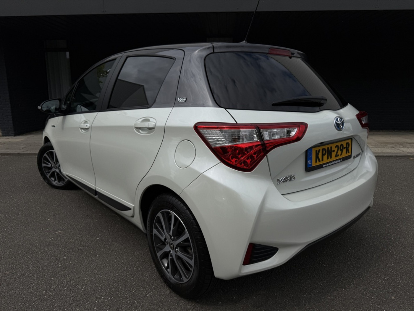 Foto van Toyota Toyota Yaris Hybrid