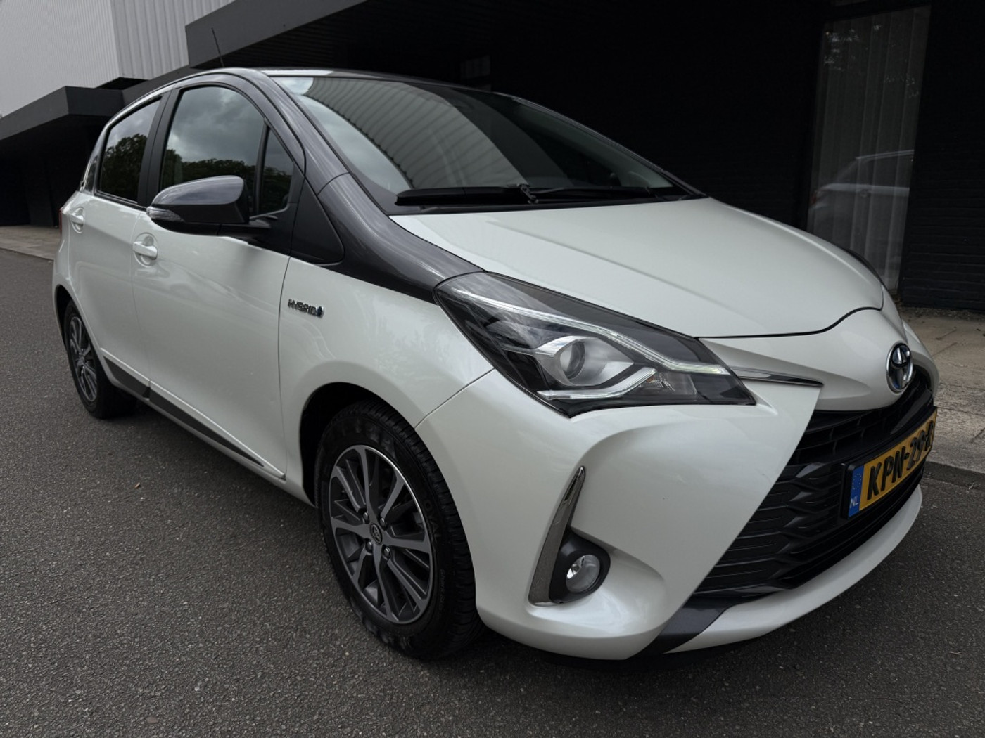 Foto van Toyota Toyota Yaris Hybrid