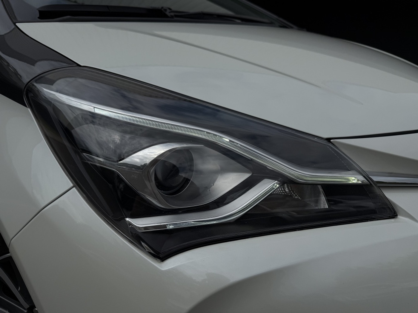 Foto van Toyota Toyota Yaris Hybrid