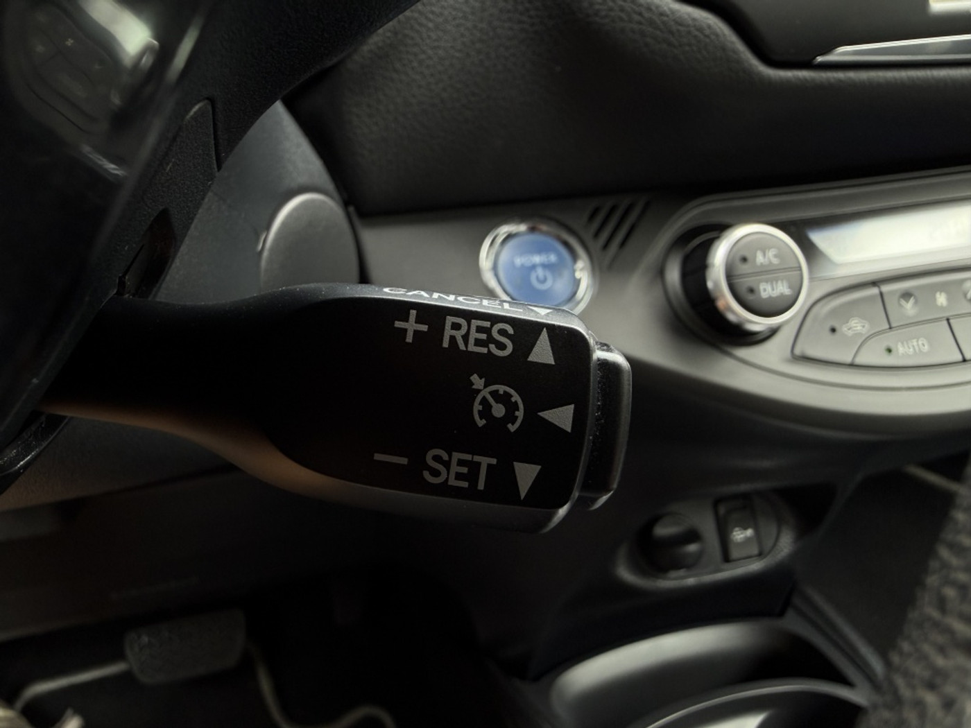 Foto van Toyota Toyota Yaris Hybrid