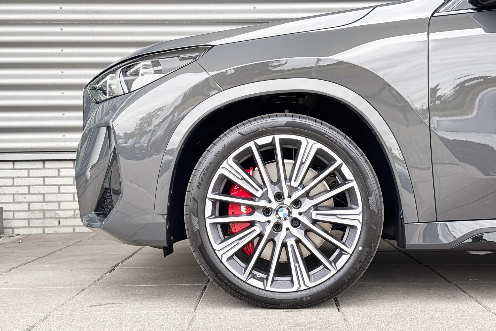 Foto van BMW Ix1 Edrive20