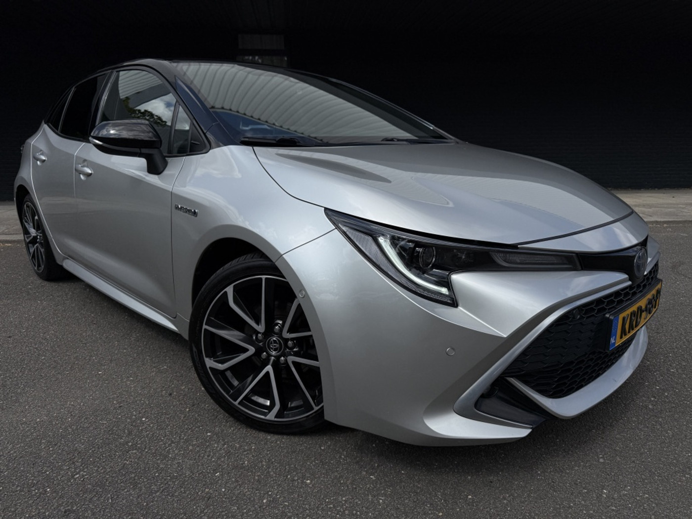 Toyota Toyota Corolla 1.8 Hybrid GR-Sport 2019 - voorkant