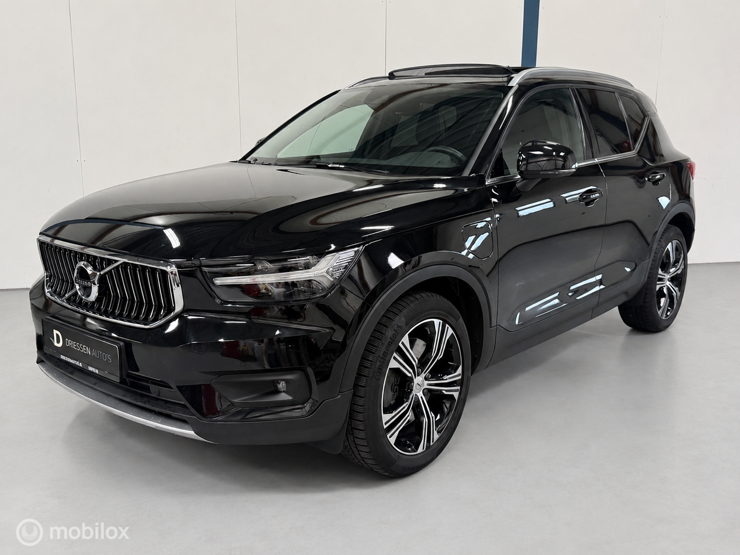 Volvo XC40 1.5 T5 Twin Engine Inscription PANO / ACC 2020 - voorkant