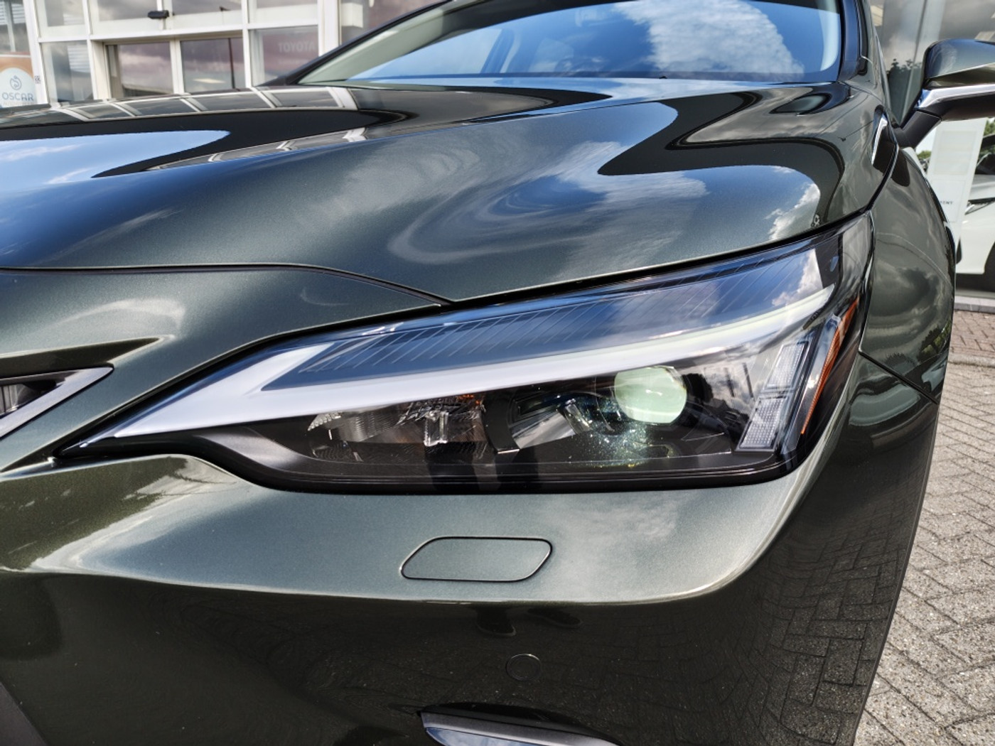 Foto van Lexus NX