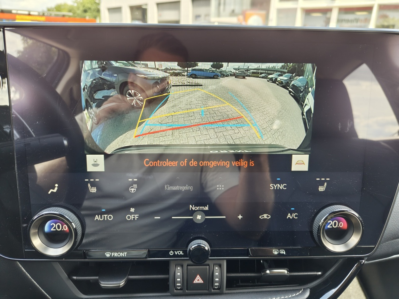 Foto van Lexus NX