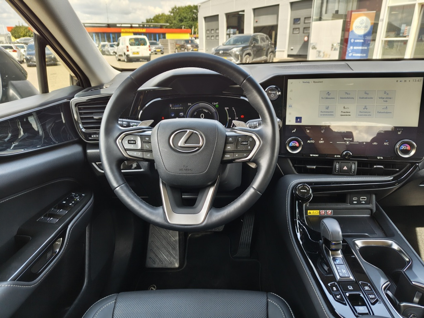 Foto van Lexus NX
