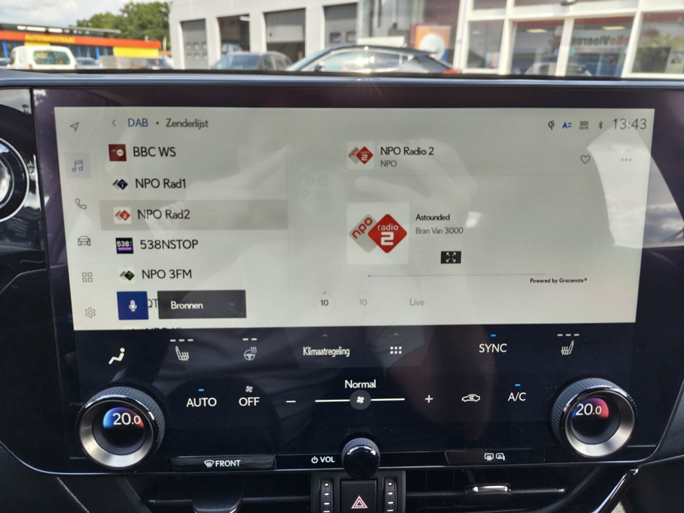 Foto van Lexus NX