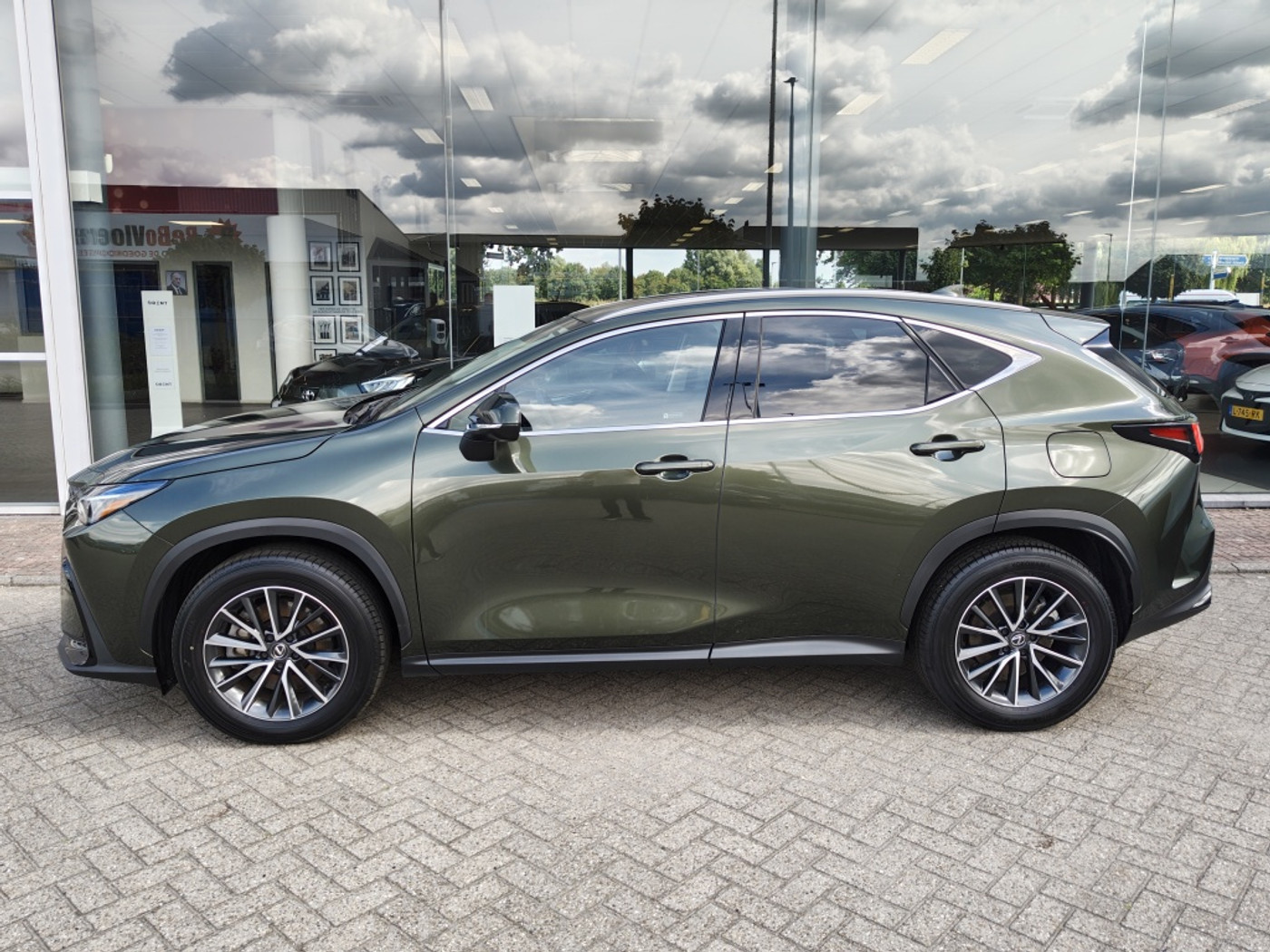 Foto van Lexus NX