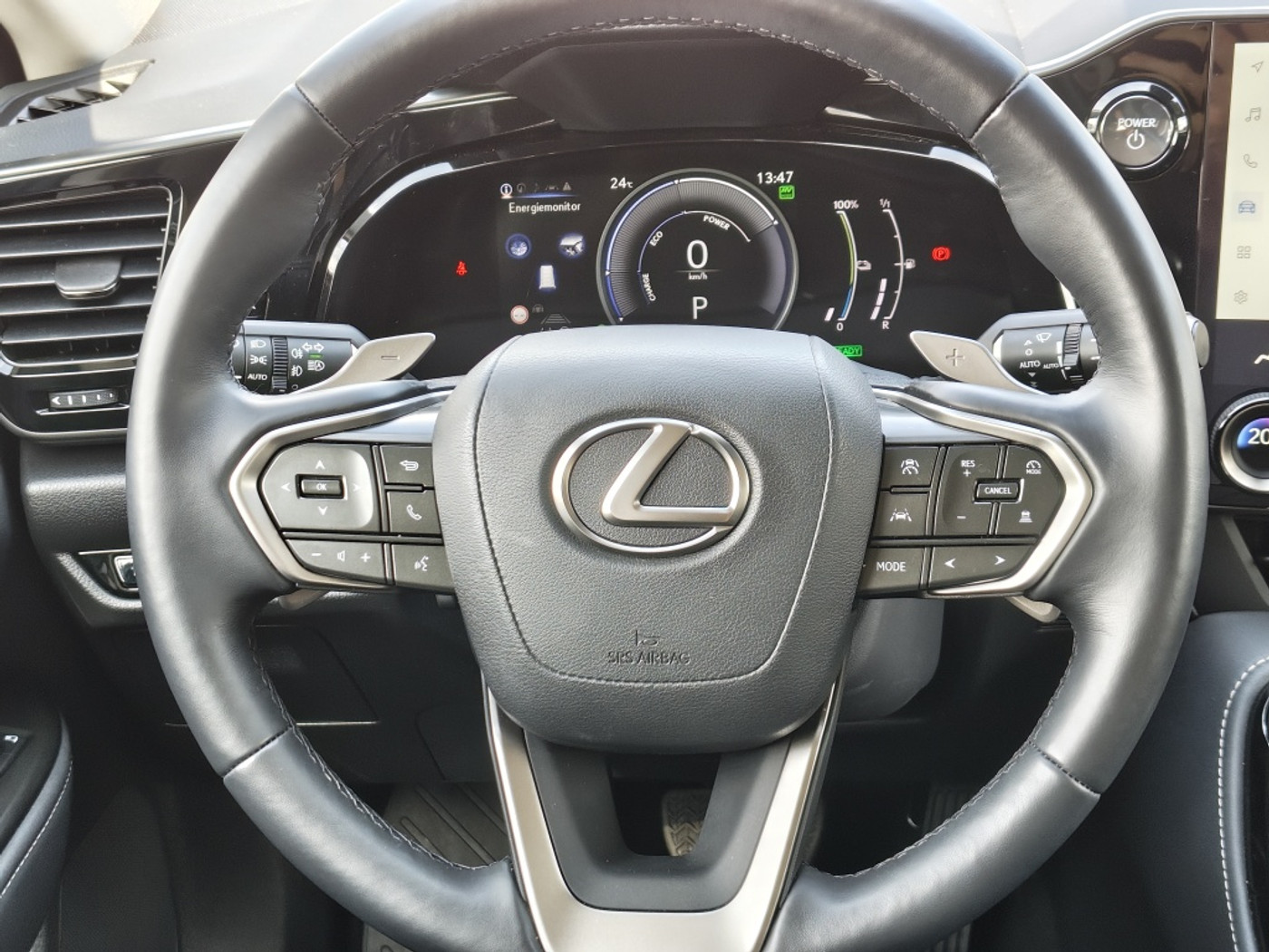 Foto van Lexus NX