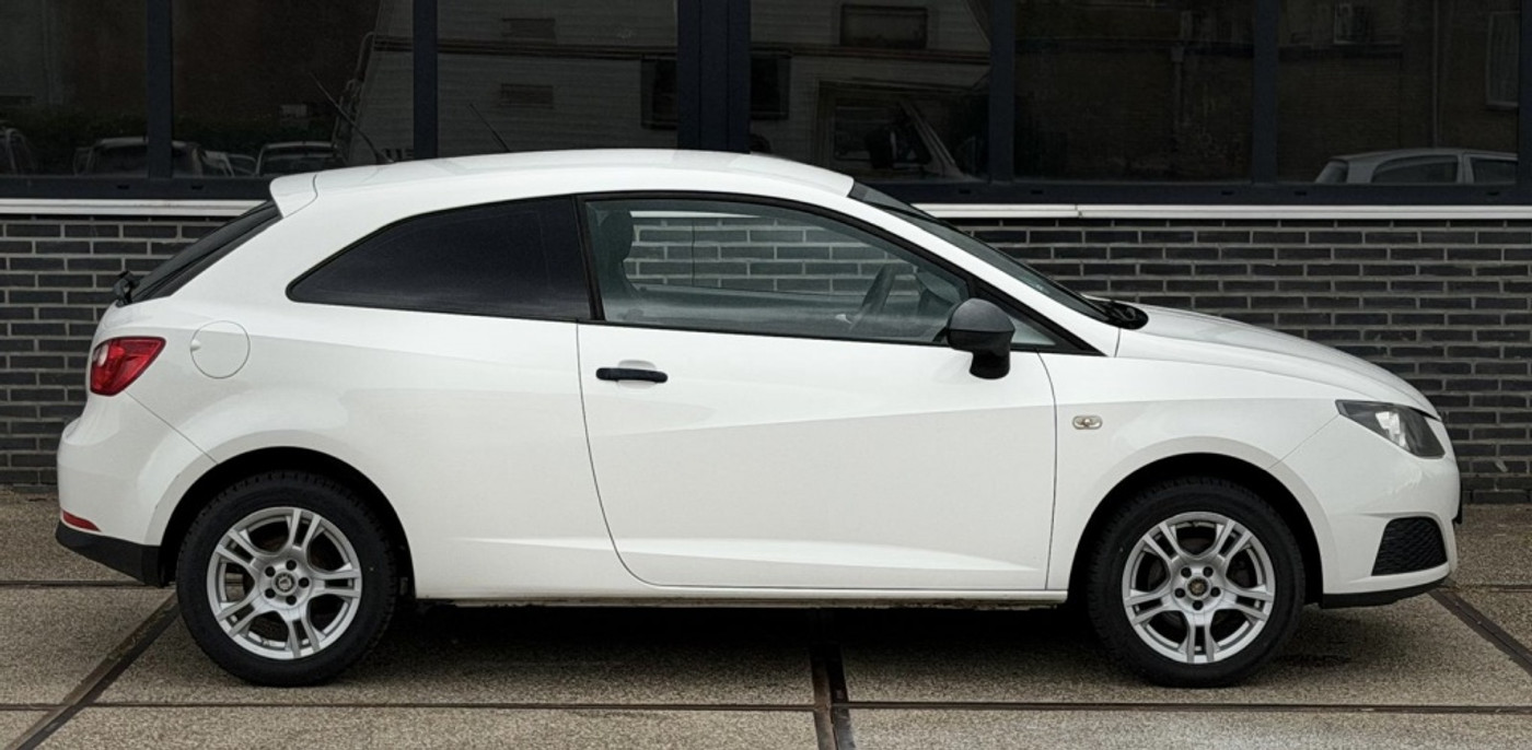 Foto van Seat Ibiza SC