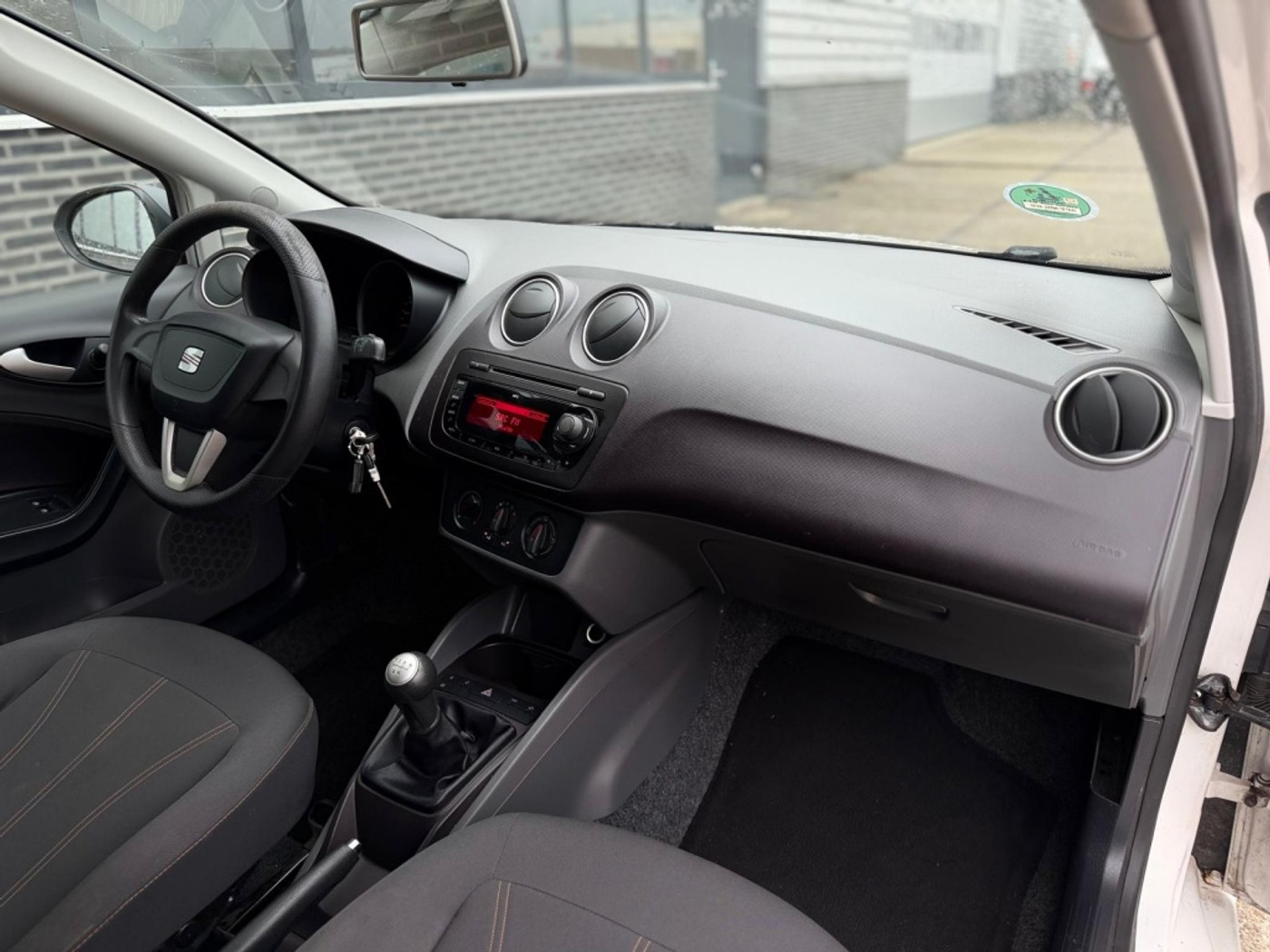 Foto van Seat Ibiza SC