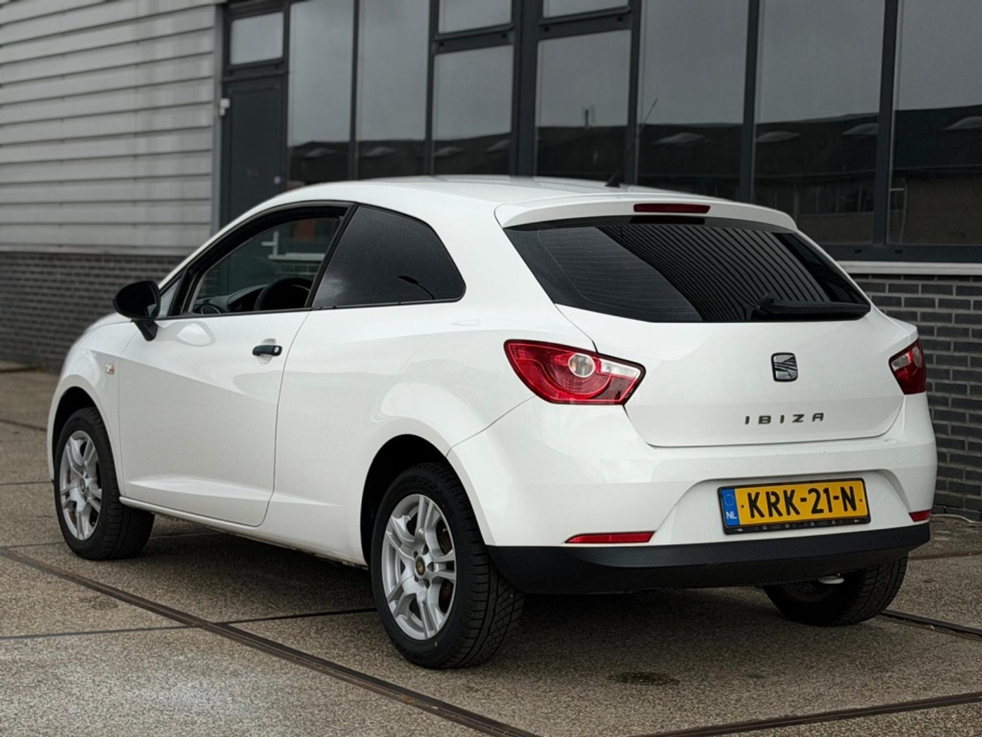 Foto van Seat Ibiza SC
