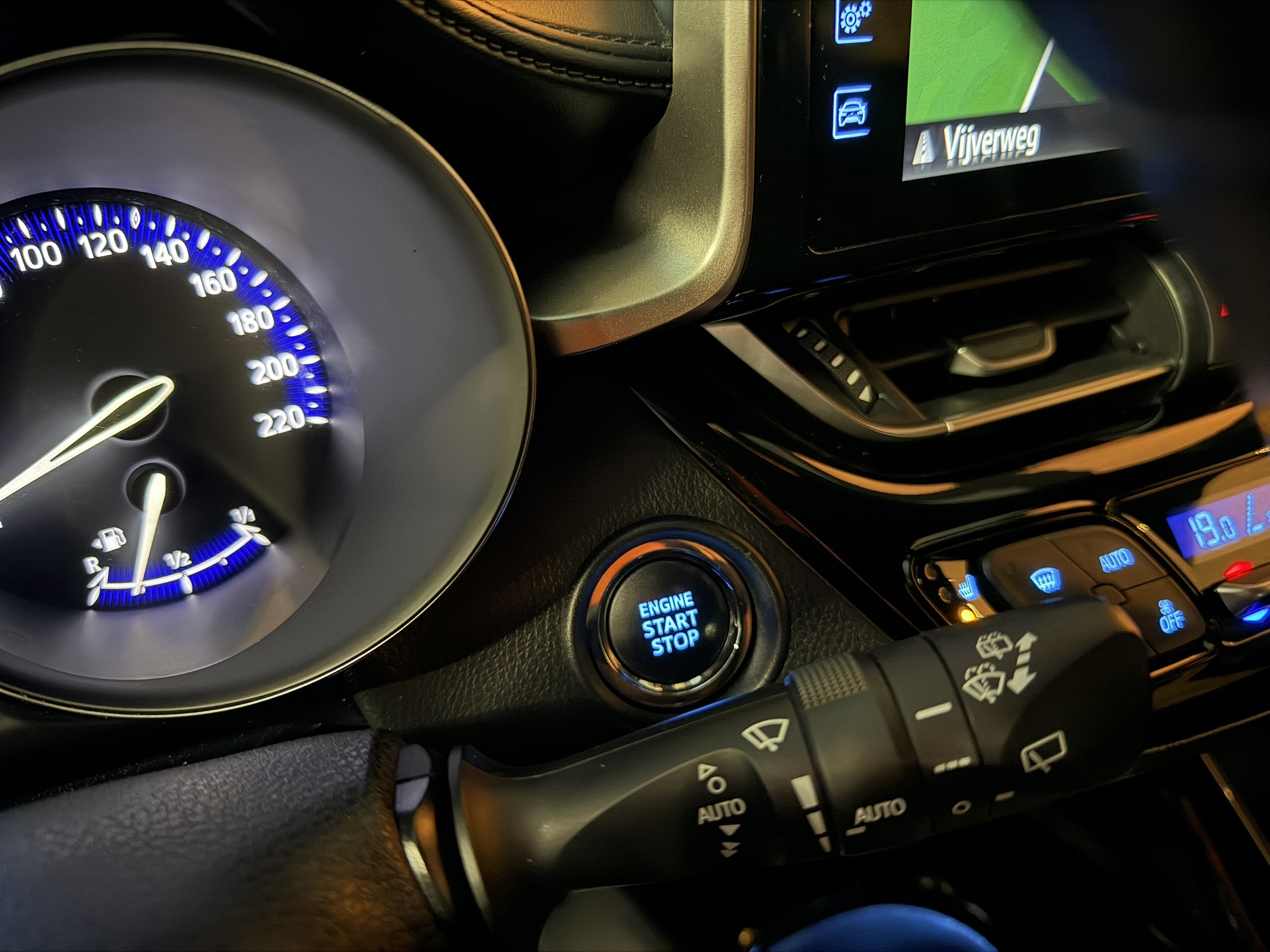 Foto van Toyota Toyota C-hr