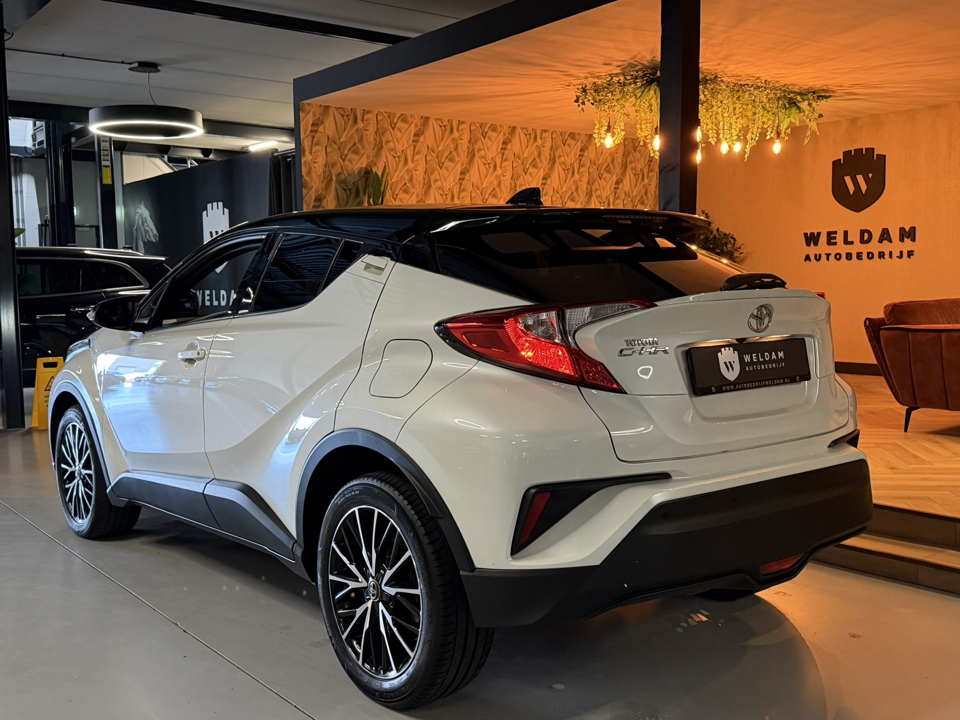 Foto van Toyota Toyota C-hr