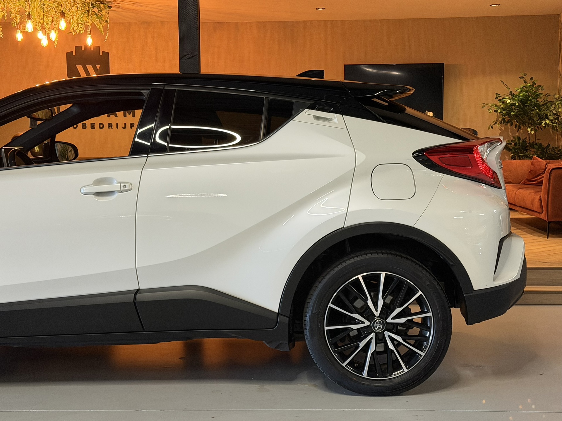 Foto van Toyota Toyota C-hr