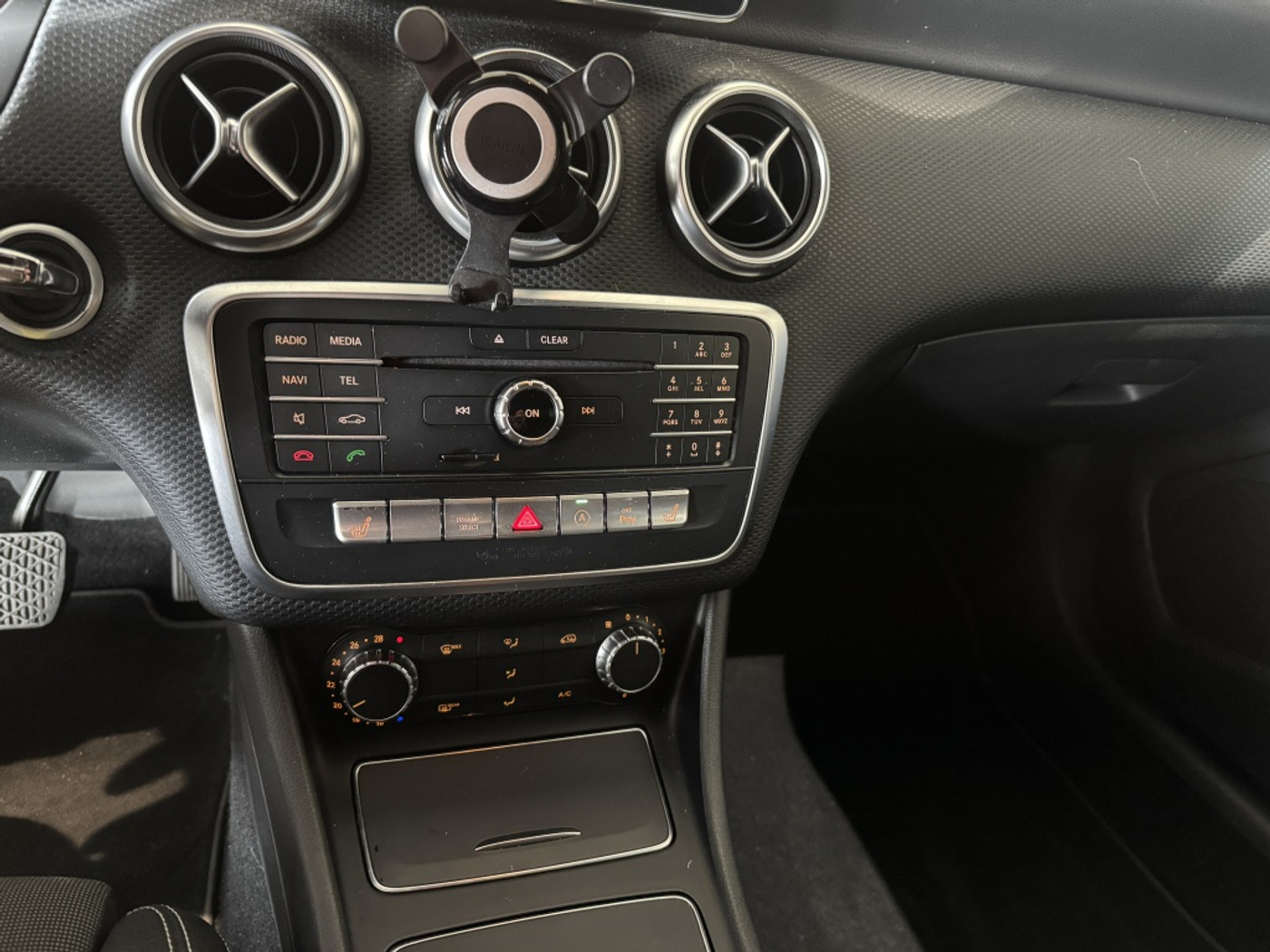 Foto van Mercedes-Benz A 180