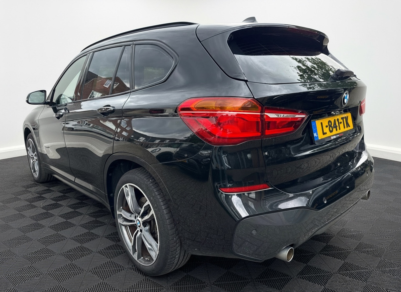 Foto van BMW X1 Sdrive20i