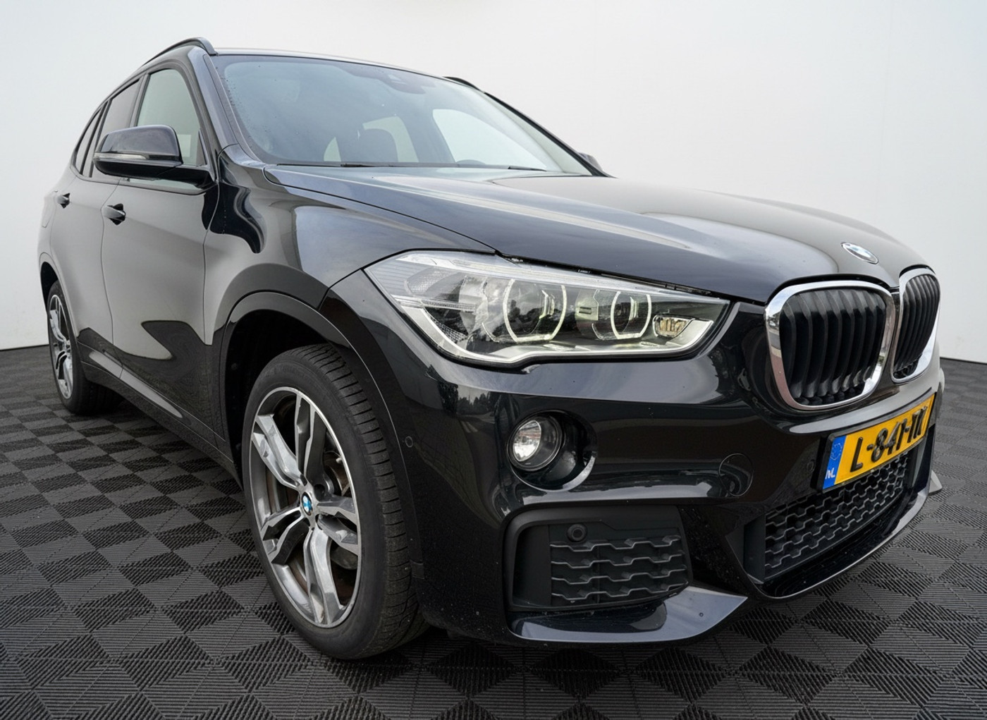 Foto van BMW X1 Sdrive20i