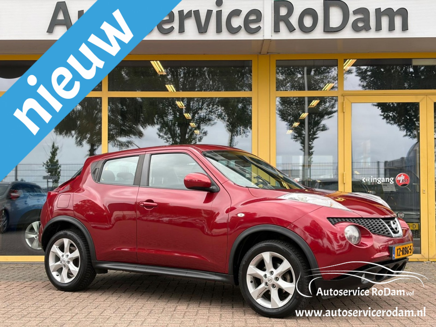 Nissan Nissan Juke 1.6 Acenta 2011 - voorkant