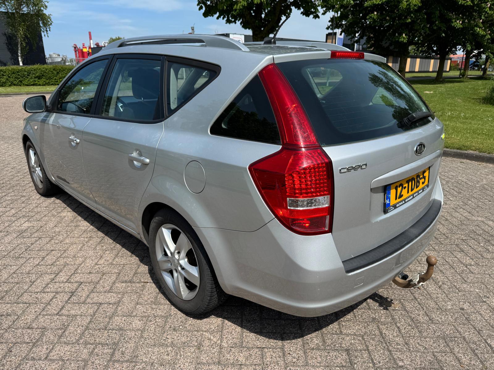 Foto van Kia Cee D