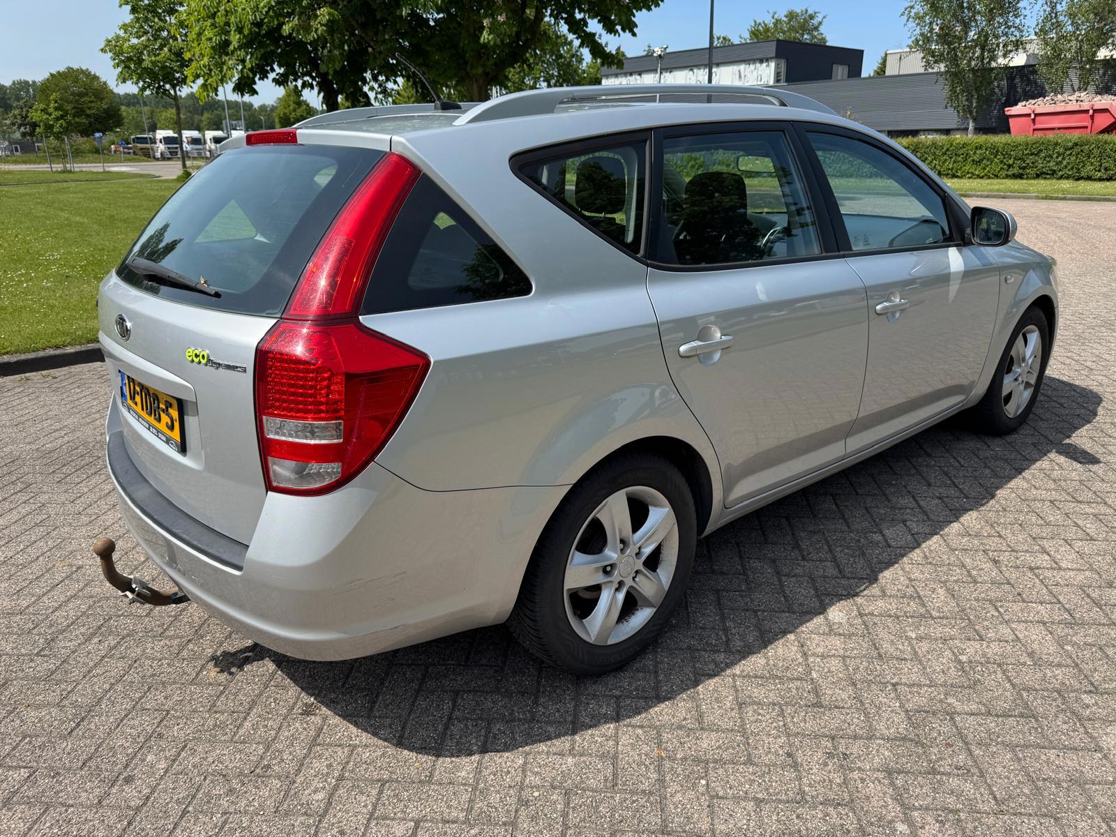 Foto van Kia Cee D