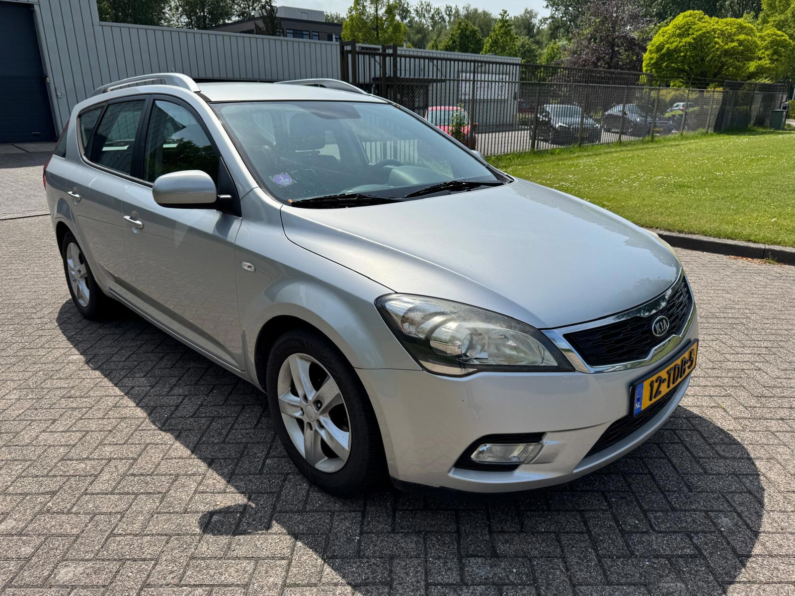 Foto van Kia Cee D