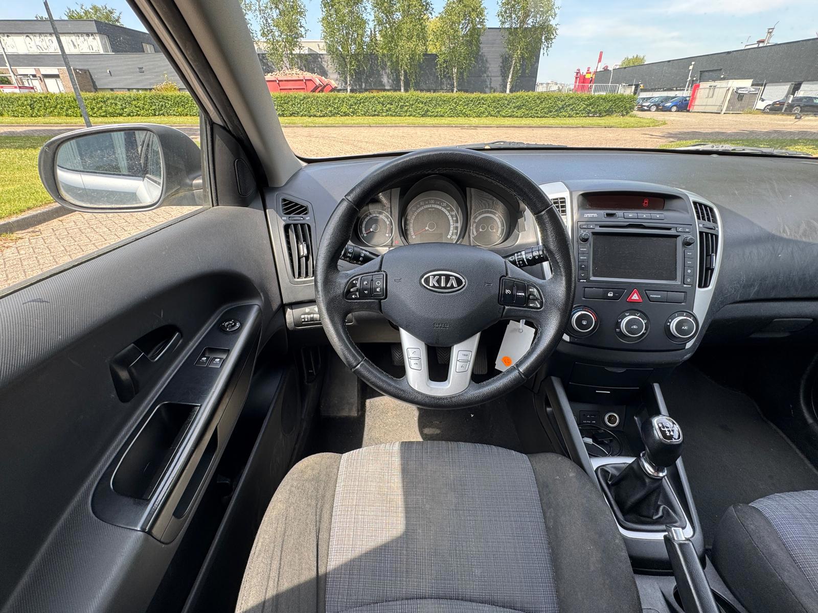 Foto van Kia Cee D