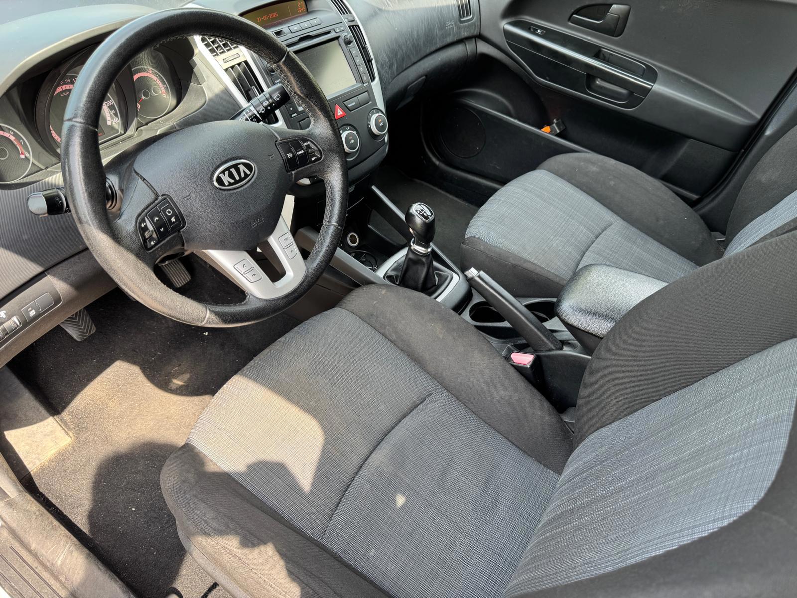Foto van Kia Cee D