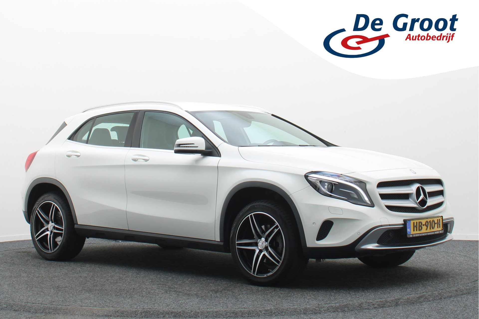 Mercedes-Benz Gla-klasse 180 Ambition 2015 - voorkant