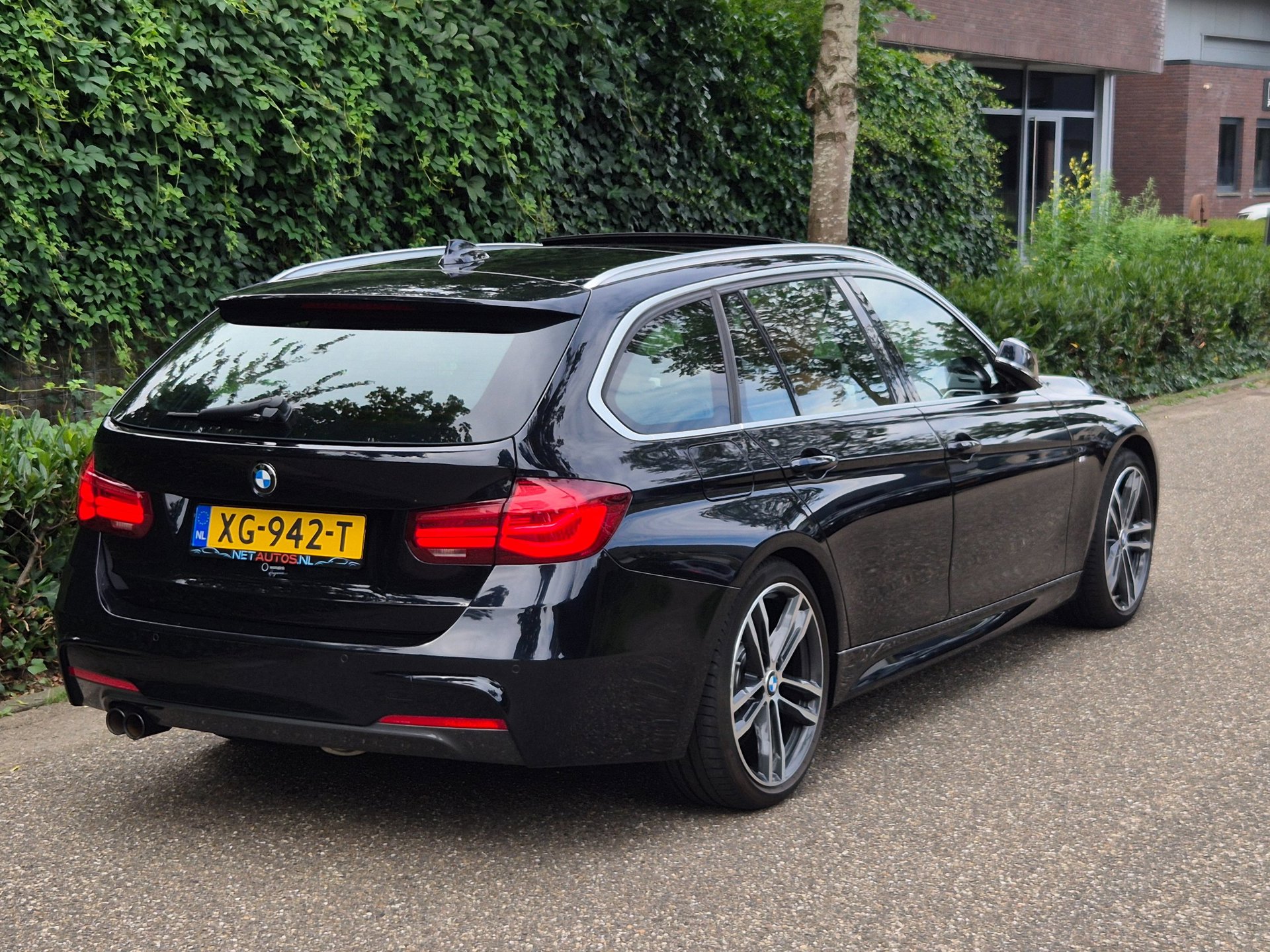 Foto van BMW 320i