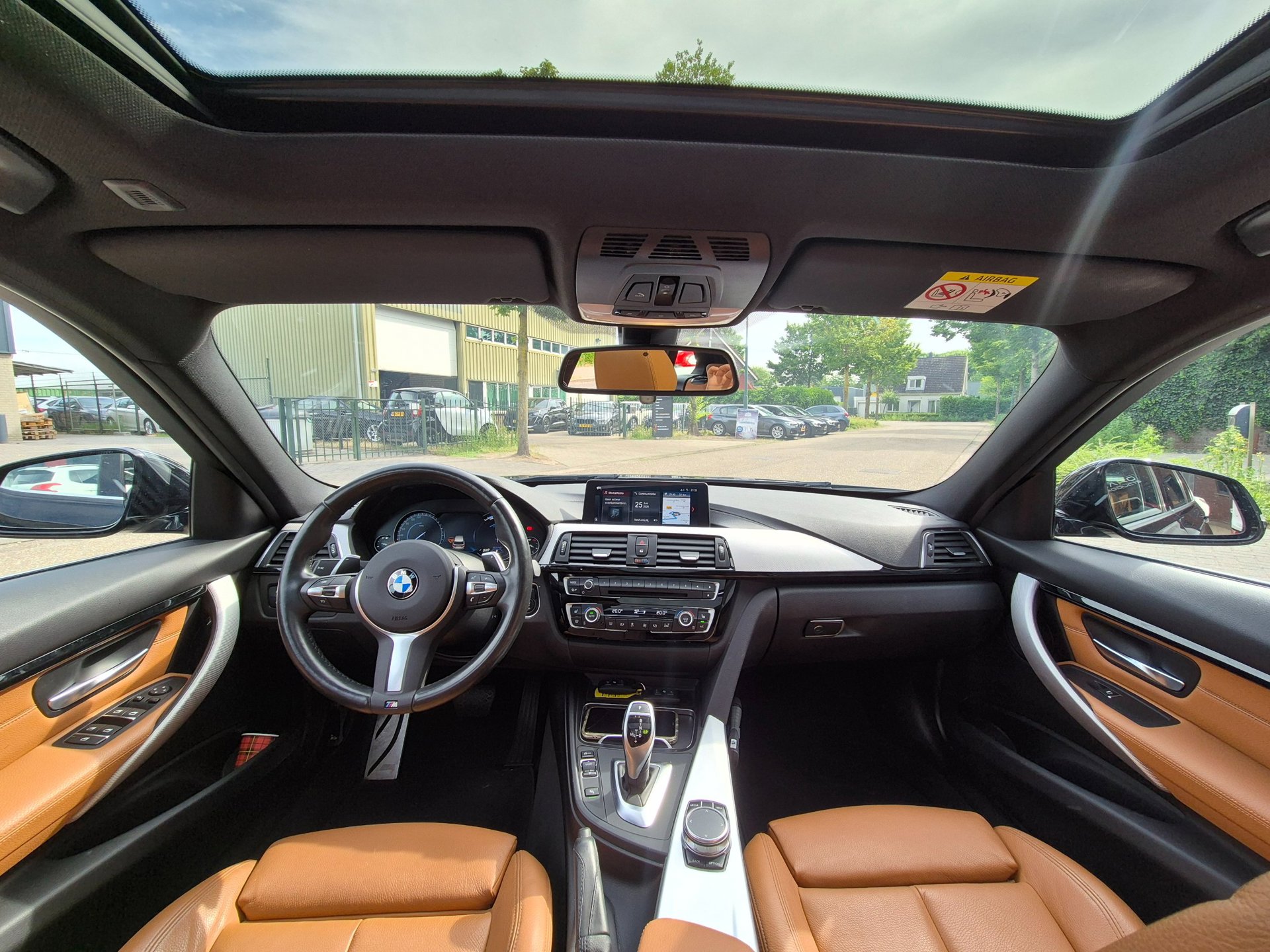 Foto van BMW 320i