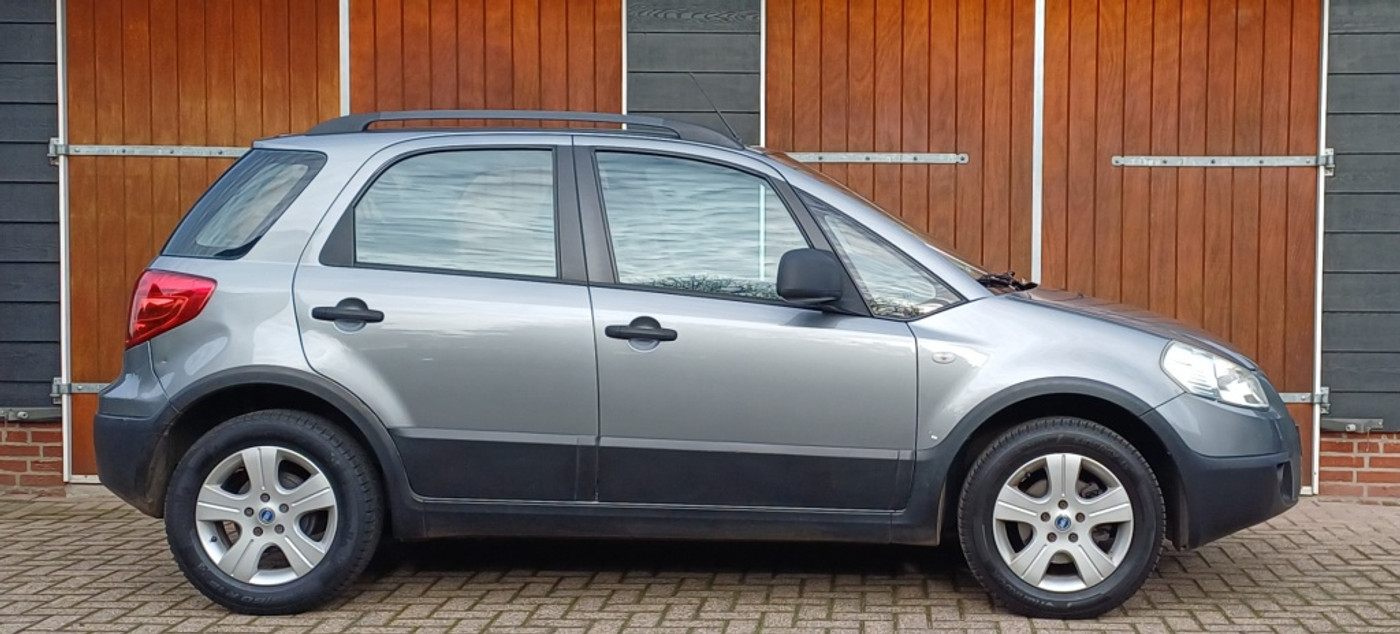 Foto van Fiat Fiat Sedici