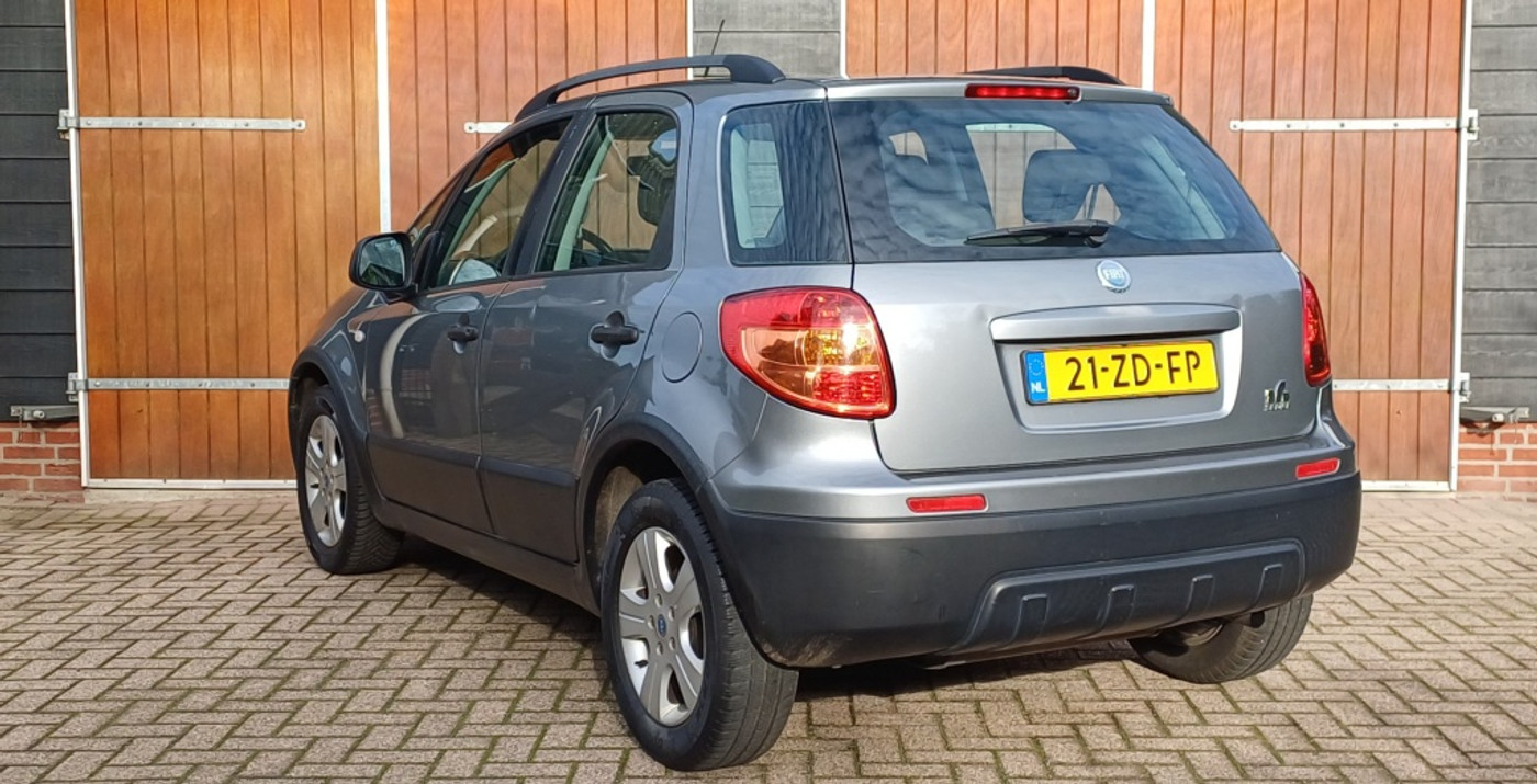 Foto van Fiat Fiat Sedici