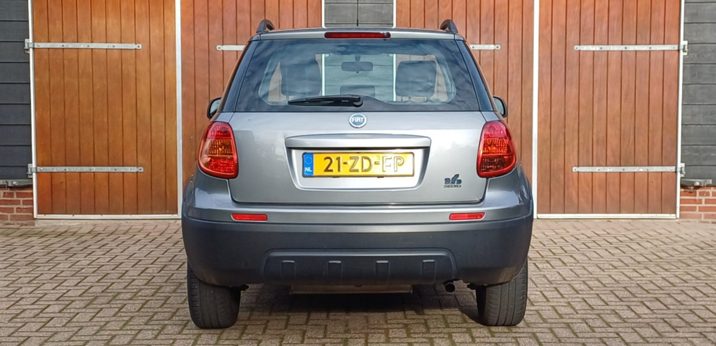 Foto van Fiat Fiat Sedici
