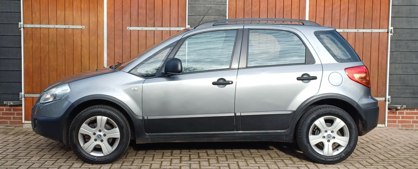 Foto van Fiat Fiat Sedici