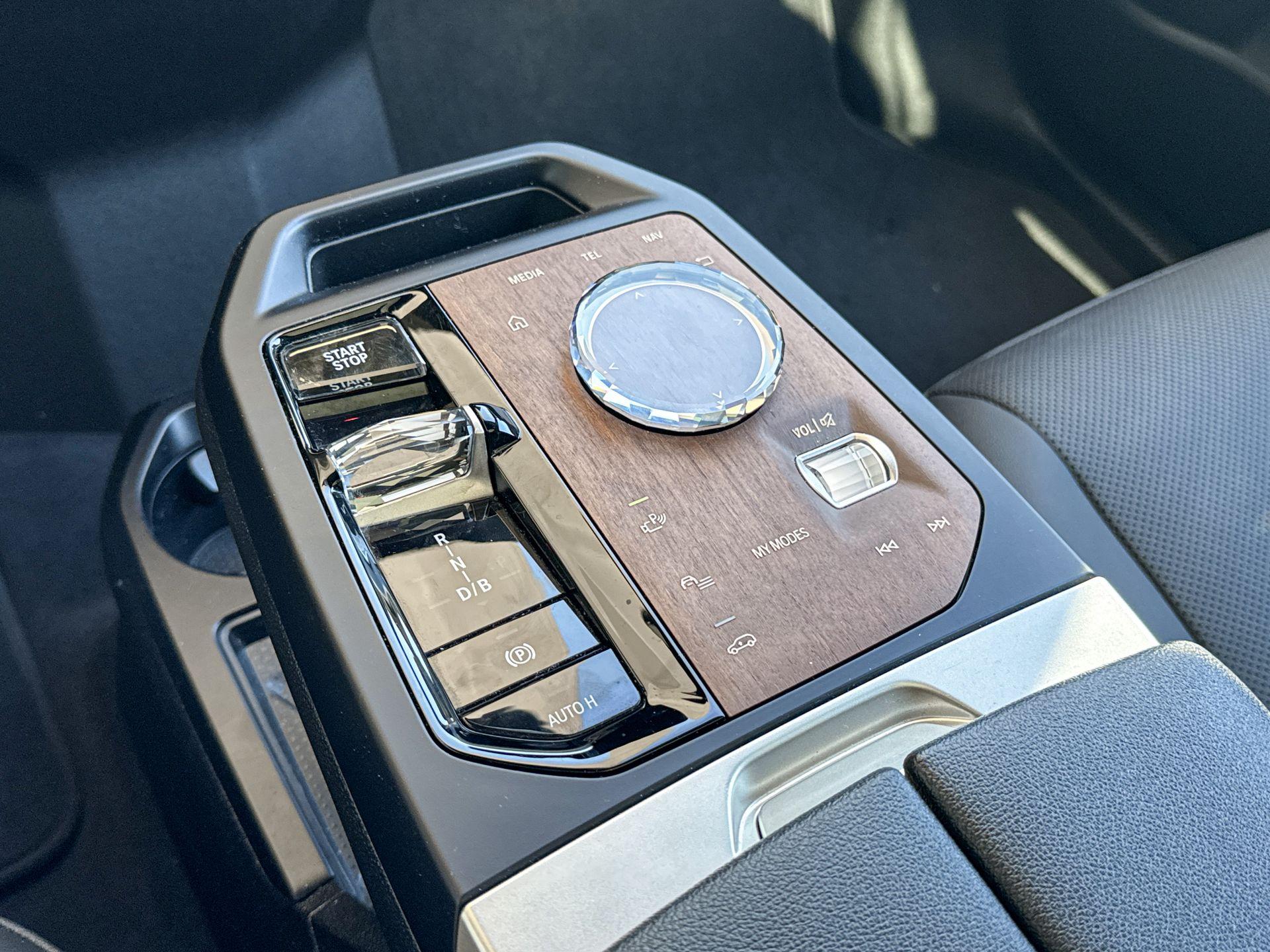 Foto van BMW Ix M60