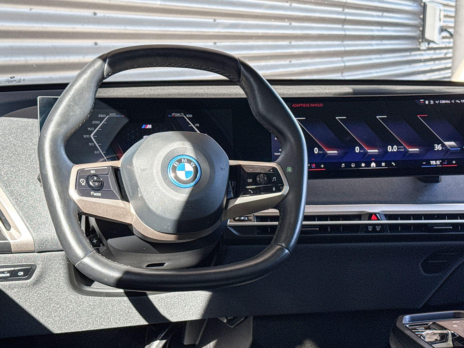 Foto van BMW Ix M60