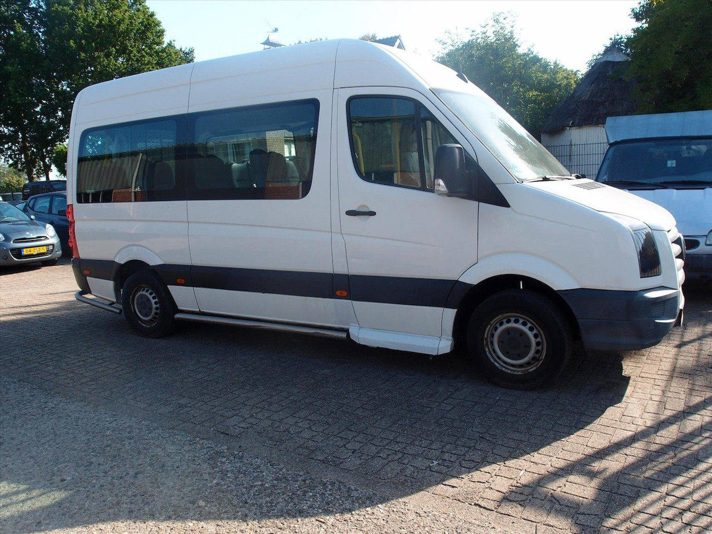 Volkswagen Crafter 35 2.5 TDI L2H1 2010 - voorkant