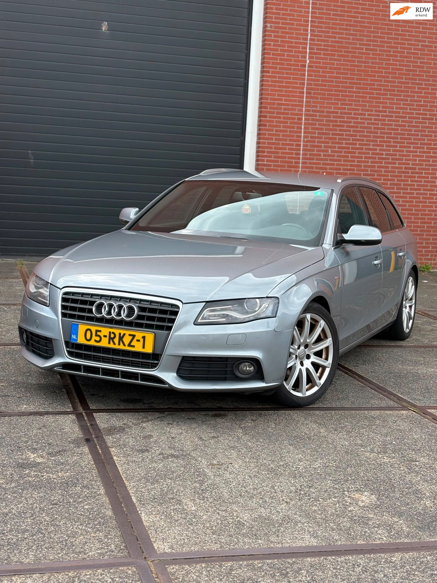 Audi Audi A4 1.8 TFSI Pro Line S|Automaat|Navigatie|Trekhaak|S-Line 2011 - voorkant