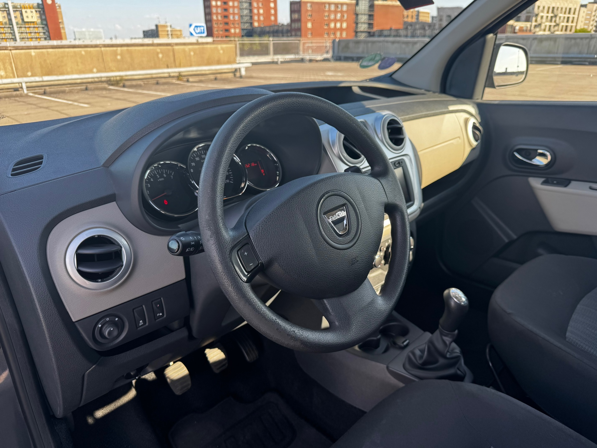 Foto van Dacia Dokker