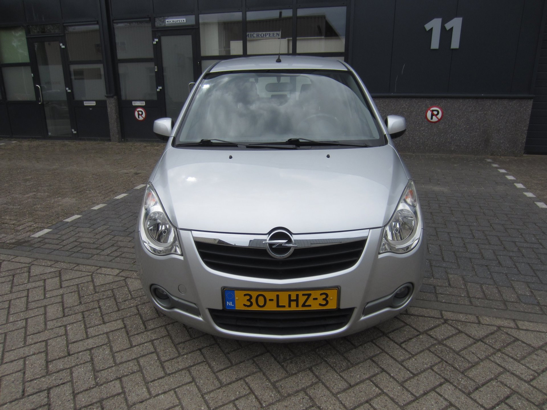 Foto van Opel Agila