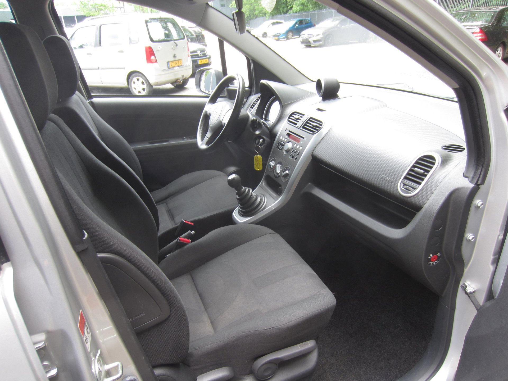 Foto van Opel Agila
