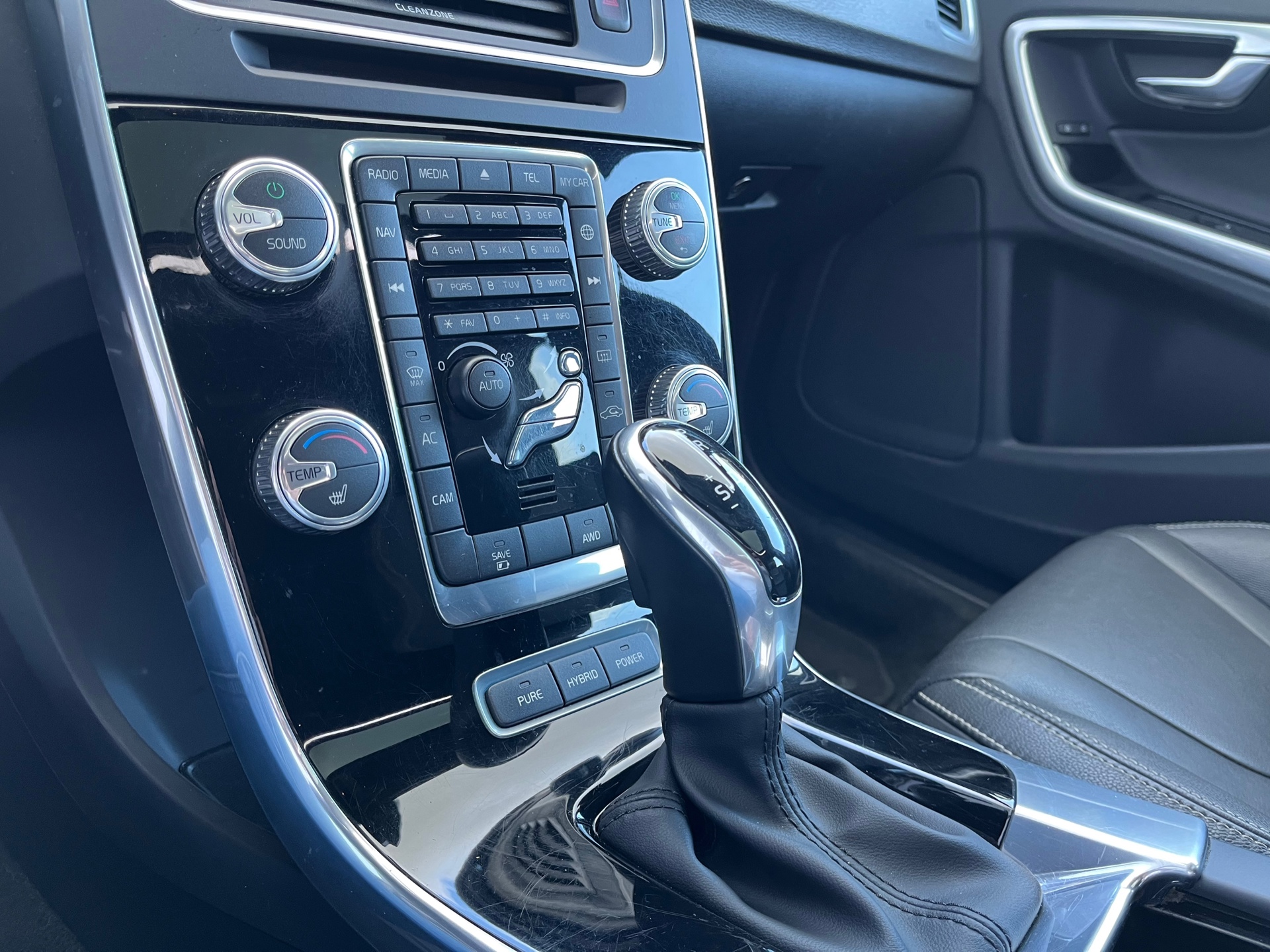 Foto van Volvo V60 Twin Engine