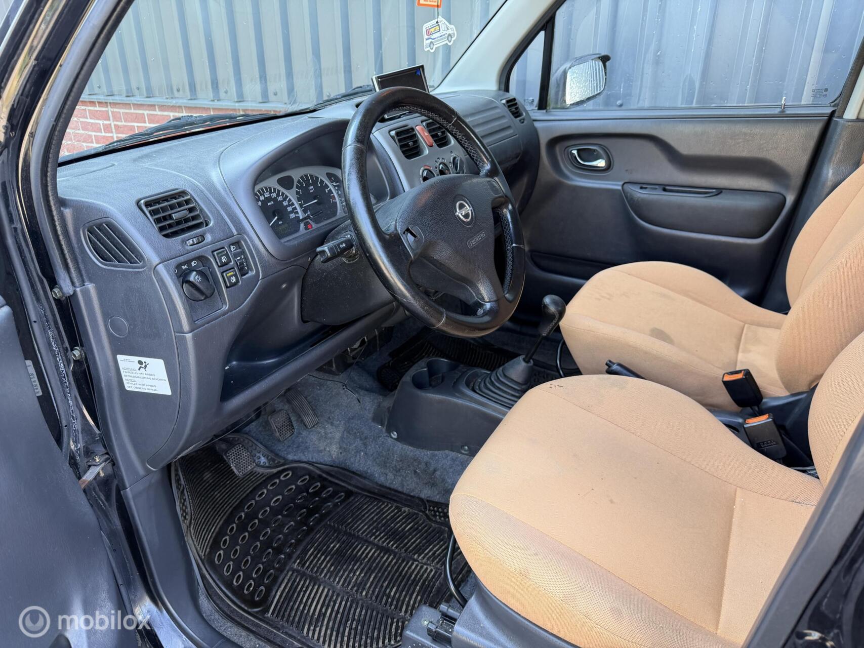 Foto van Opel Agila